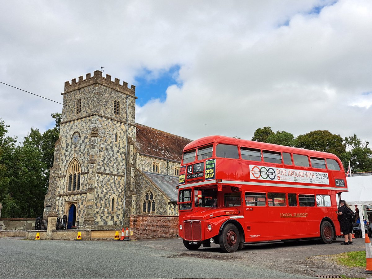 A brilliant, if not busy, day at this year's <a href="/ImberbusUK/">Imberbus 🇺🇦🌻</a>, perfect weather and well attended.