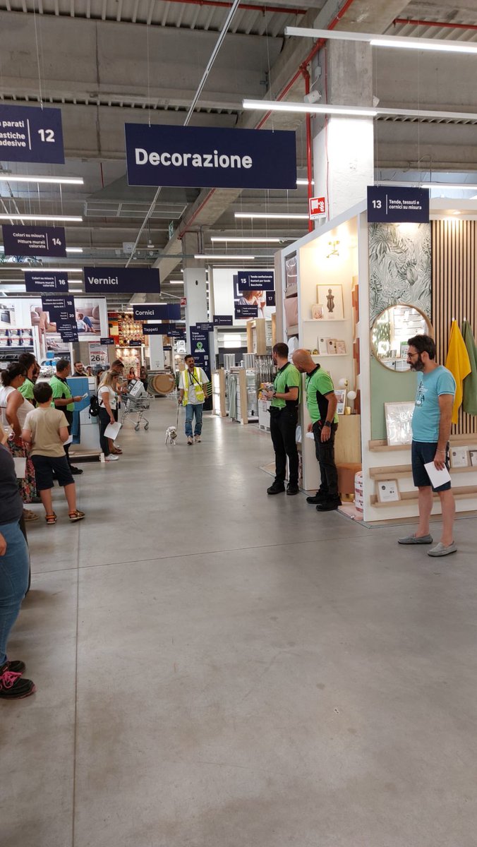 marykacoco's tweet photo. Cani in negozio agosto 2023 💚
Oggi lo store @LeroyMerlinITA di Catania Fontanarossa ha ospitato gli amici a 4 zampe dei suoi collaboratori per portare a clienti, e a tutti, gioia e allegria.
#leroymerlin #leroymerlinitalia #scoprileroymerlin https://t.co/GolkgNaqad