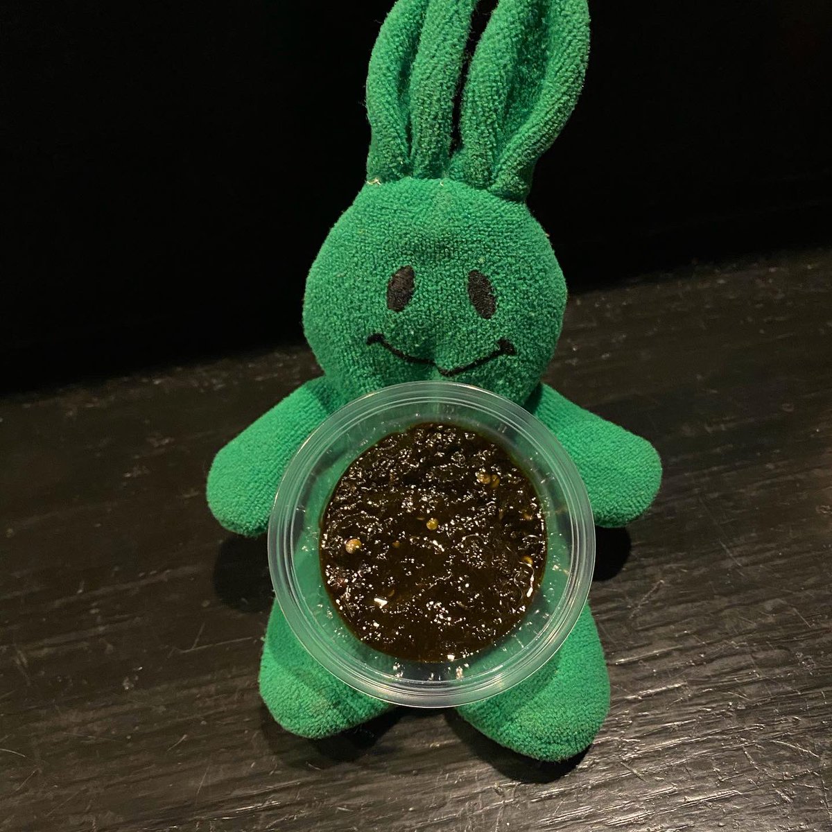 greenietravels's tweet photo. Just a tiny bit of the #Shinigami spice will give your broth a nice kick…when that broth splashes into your eyes, you’ll definitely see things differently 🌶️🌶️🌶️🌶️🌶️
.
.
#shokkuramen #ramen #karaage #spicyblackgarlicoil #somelikeithot #hotstuffcomingthrough #alwaysbetongreenie https://t.co/nKb7GQAnJ2