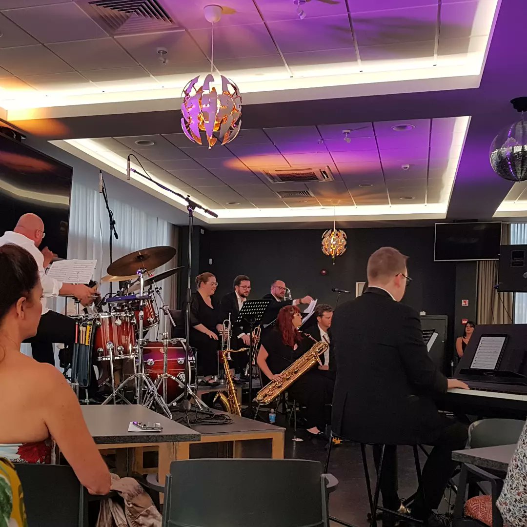 Jazz at Thirsk Racecourse with a glorious sunset! #demowbraymusicfestival