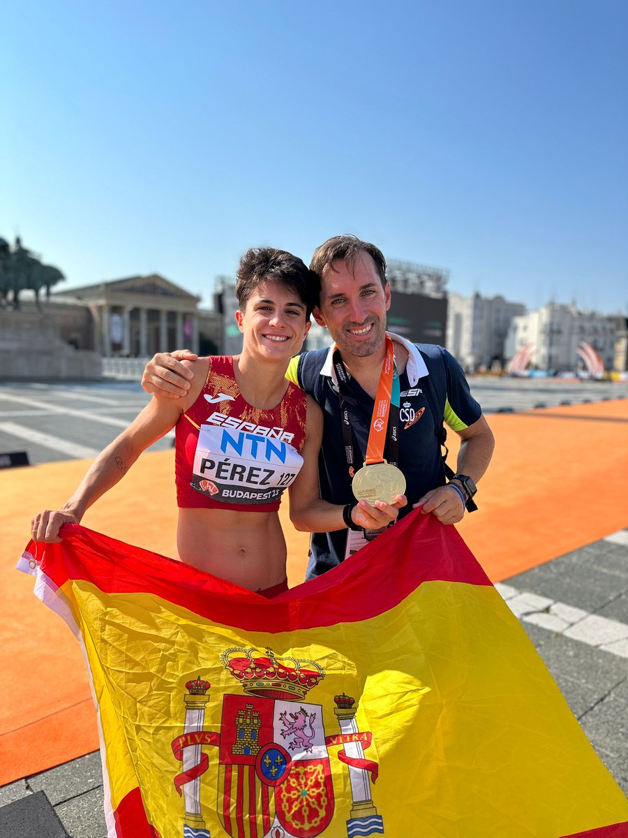 𝑬𝒍 𝒕𝒂́𝒏𝒅𝒆𝒎 𝒑𝒆𝒓𝒇𝒆𝒄𝒕𝒐 👌@garciaperezmari - @jacintogarzon👌 UNA MEDALLA 🥇 COMPARTIDA Y DESEADA #EspañaAtletismo #PasiónPorCompetir