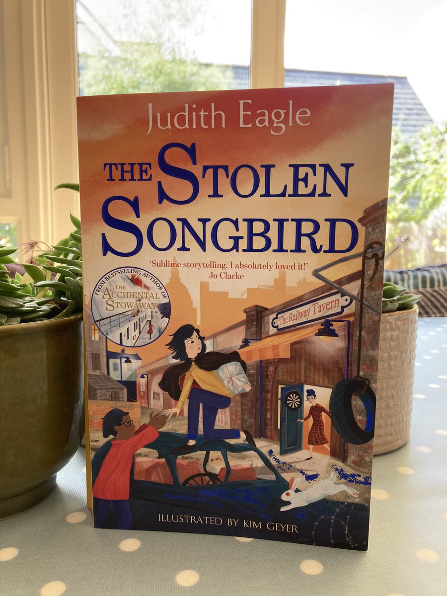 What a glorious five star read this was! 

It’s no secret I’m a huge fan of @EagleJudith’s books and this might just be my new favourite! 😍

#TheStolenSongbird