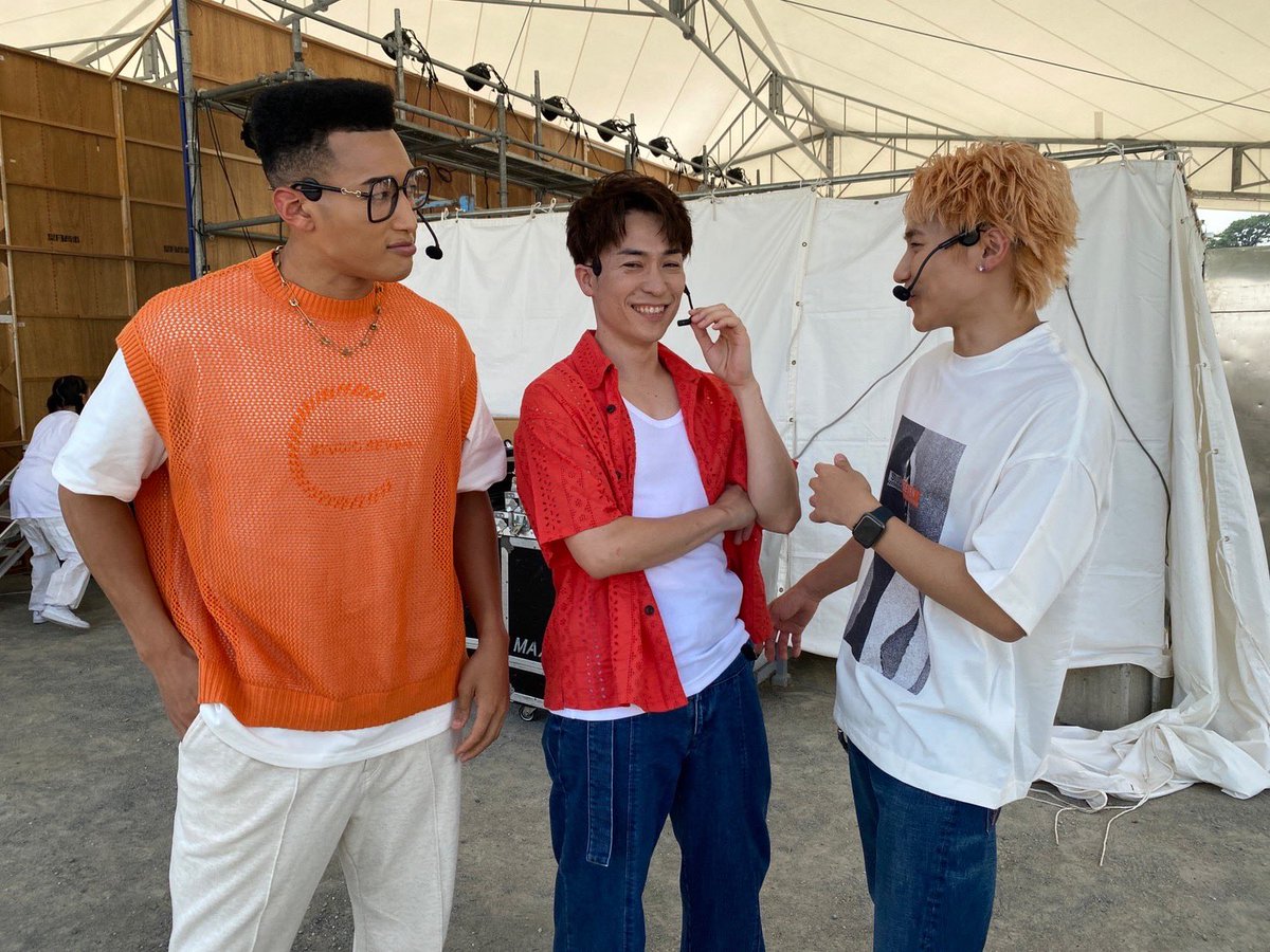 epi_tetsuya's tweet photo. #EXILEBHAPPY 
#MORNINGSUN 

HAPPYな雰囲気
伝わってますか？🌈

#関口メンディー　
#小森隼　
#BHAPPYS 

#静岡県静岡市　
#駿府城祭り https://t.co/9jCSDgTe27