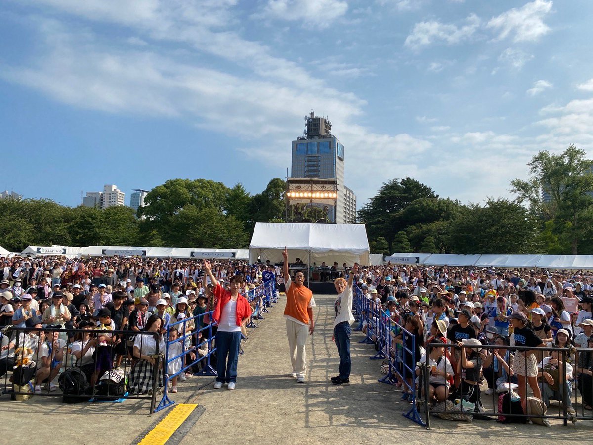 epi_tetsuya's tweet photo. #EXILEBHAPPY 
#MORNINGSUN 

HAPPYな雰囲気
伝わってますか？🌈

#関口メンディー　
#小森隼　
#BHAPPYS 

#静岡県静岡市　
#駿府城祭り https://t.co/9jCSDgTe27