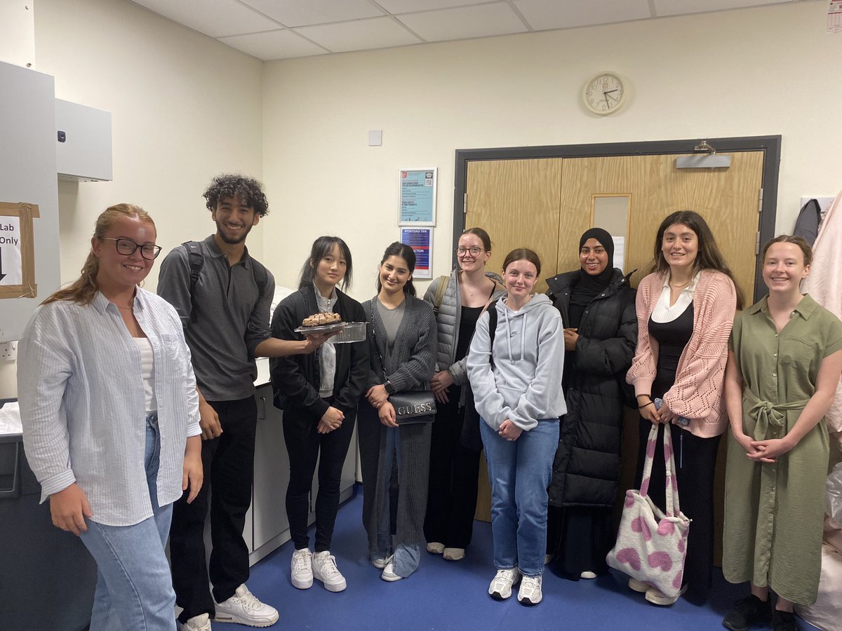 Dr. Rebecca Cavanagh (PhD) tweet media