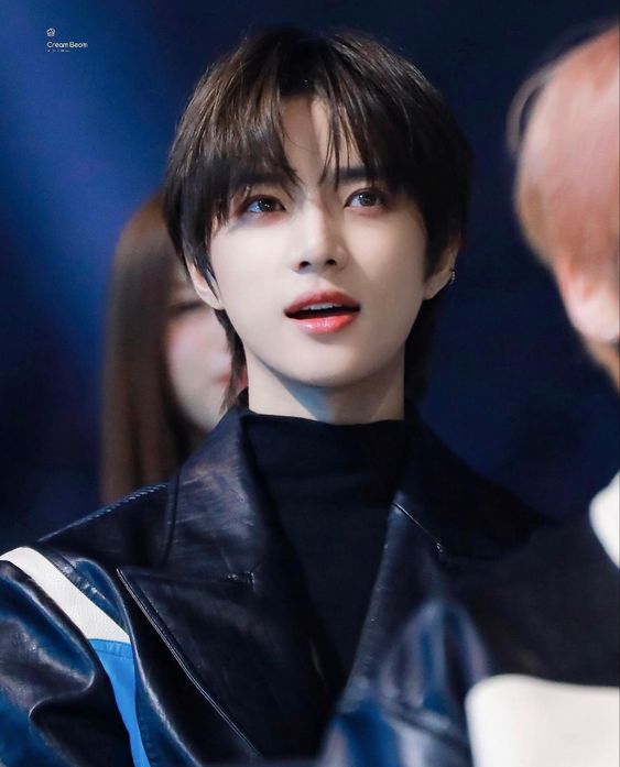 tyun's avy ᯓ✦ tweet media