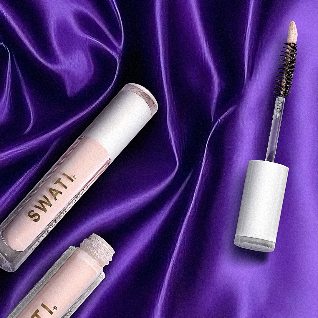 swaticosmetics's tweet photo. Lashes and brows looking for some TLC? 🤔 TOURMALINE Lash+Brow Serum is here to save the...
https://t.co/qCPw1N1Stv https://t.co/cQynvD2D6D
