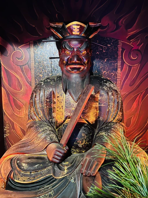 大阪の地獄寺・全興寺。こじんまりとしていますが、なかなかいい感じ。ほとけエリアもあります。 