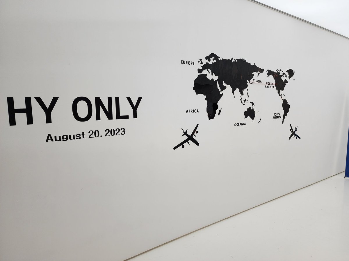 홍윤하면서 온리전에 부스를 내게 되다니...
너무 영광이었고... 즐겁고... 행복했습니다 ♡
소장본 구매해 주신 분들 너무 감사드리고, 수령하시면서 좋은 말씀 해주신 분들께도 너무 감사드립니다 😍
다음에 다른 글로 또 찾아뵐게요!
모두들 즐거운 시간 보내셨길 ˚₊·—̳͟͞͞♡