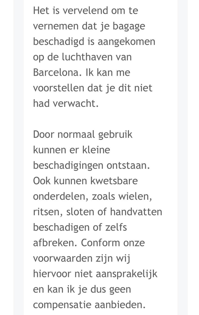 Rolkoffertje moest verplicht in het bagageruim en komt vervolgens zo van de bagageband… Vervolgens de reactie van <a href="/transavia/">transavia</a> 😡