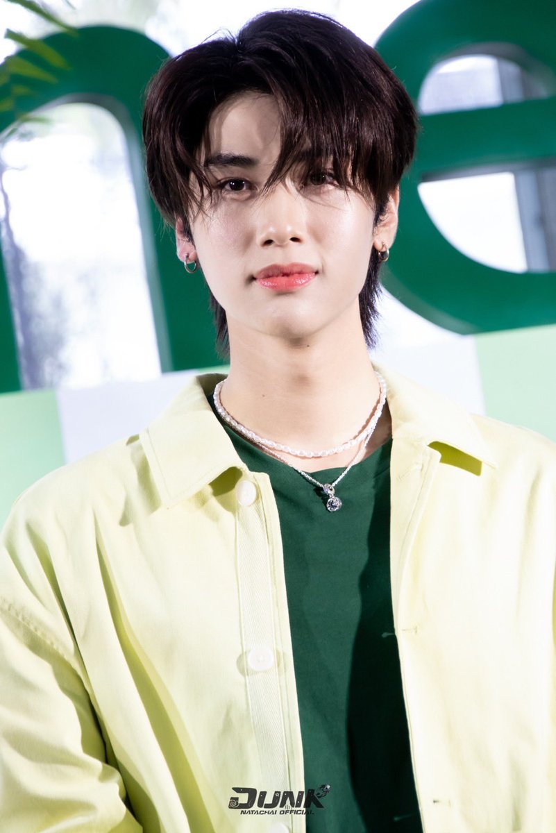 Dunk_OfficialTH's tweet photo. Natural look 💚🍃 

JD X Mentholatum Acnes
#AcnesxJoongDunk
@dunknatachai #dunknatachai https://t.co/wmH9U5IGnC