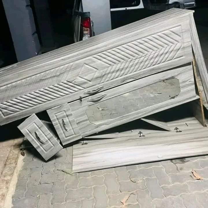 This is your current relationship....

Don't come for me pls ...