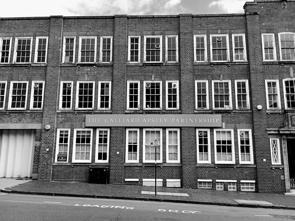 i77mac's tweet photo. If this isn't the name of a band... it should be!
It's only a matter of time before Billy Childish claims the moniker and knocks out an album...
#mobilephotography #Monochrome #blackandwhitephotography #streetphotography #monochromephotography #Birmingham #urbanphotography https://t.co/WFkJoX4lq7
