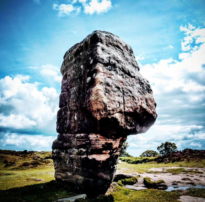 LogoFiasco's tweet photo. The Cork Stone - taken on a winding, windy Stanton Moor, Derbyshire, 7/08/2023
#standingstonesunday #megalithic
#folklore #peakdistrict https://t.co/WAzH1DNjqf