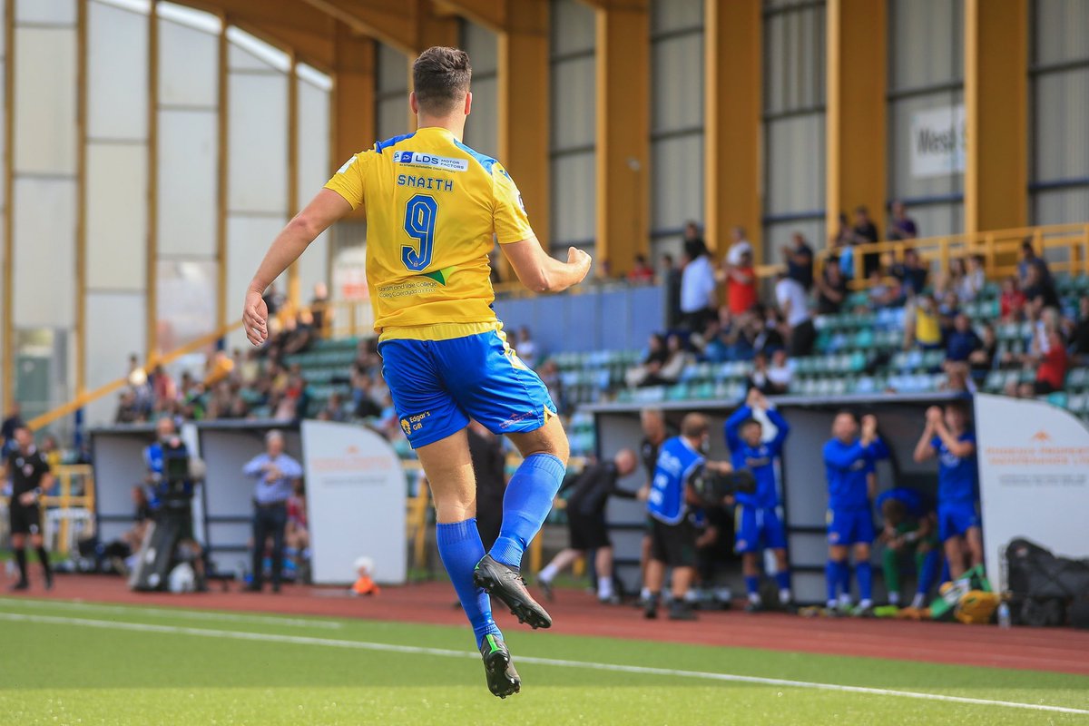 BarryTownUnited's tweet photo. 𝐁𝐚𝐫𝐫𝐲 𝐓𝐨𝐰𝐧 𝐔𝐧𝐢𝐭𝐞𝐝 𝐀𝐅𝐂
 🤝 𝐂𝐚𝐫𝐝𝐢𝐟𝐟 &amp; 𝐕𝐚𝐥𝐞 𝐂𝐨𝐥𝐥𝐞𝐠𝐞

Proud to present our new partners at Barry Town💛💙

Cardiff &amp; Vale College provides education to 30,000 people a year including a campus at the heart of education in Barry📚

#YourTownYourTeam https://t.co/h3zdBptT9g