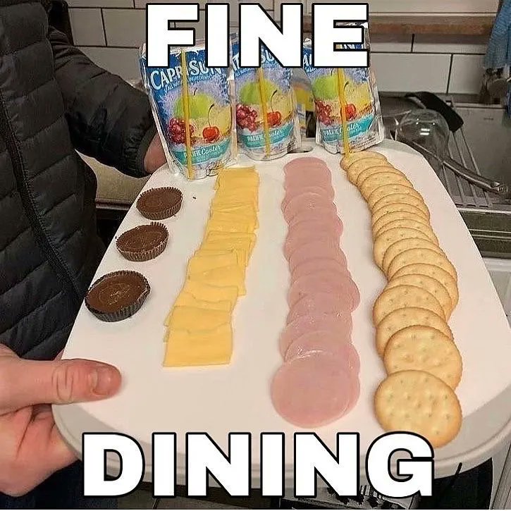 hourly_shitpost's tweet image. 