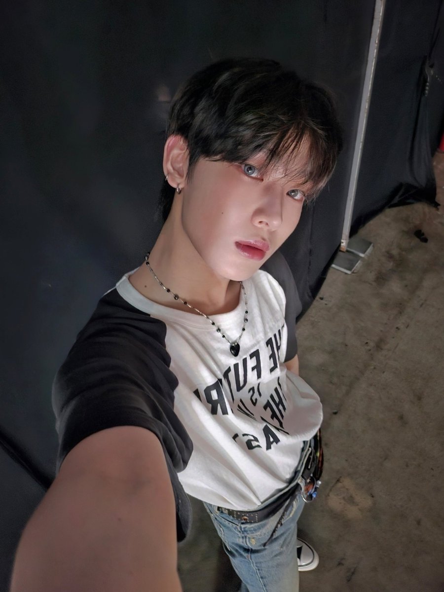 OfficialSNPH's tweet photo. [230820 | #SUNOO TWITTER UPDATE]

Summer Sonic 💙
#SUNOO #ENHYPEN

#SUNOO #선우 #ENHYPEN_SUNOO #엔하이픈_선우 #ENHYPEN #엔하이픈 @ENHYPEN @ENHYPEN_members https://t.co/AODj9ki2oC