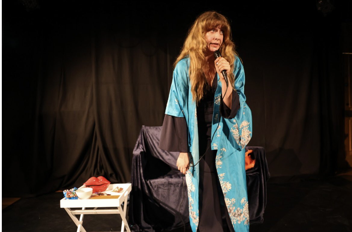 Eve is on her break today! This sitcom can’t run itself! But there are plenty of tickets for this week! 
Photo creds to the lovely 
Meg Hatfield 
_Meghatter._snaps_