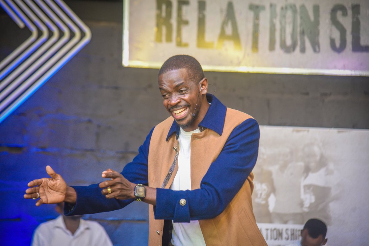 CLCKampala's tweet photo. 10/10
“Always love you offenders. Give them nothing by love”
~ Pastor Henry Mugisha
#SundaySites
#Relationslips
#DifficultPeople
#GodSpeed https://t.co/NemL49ntHN