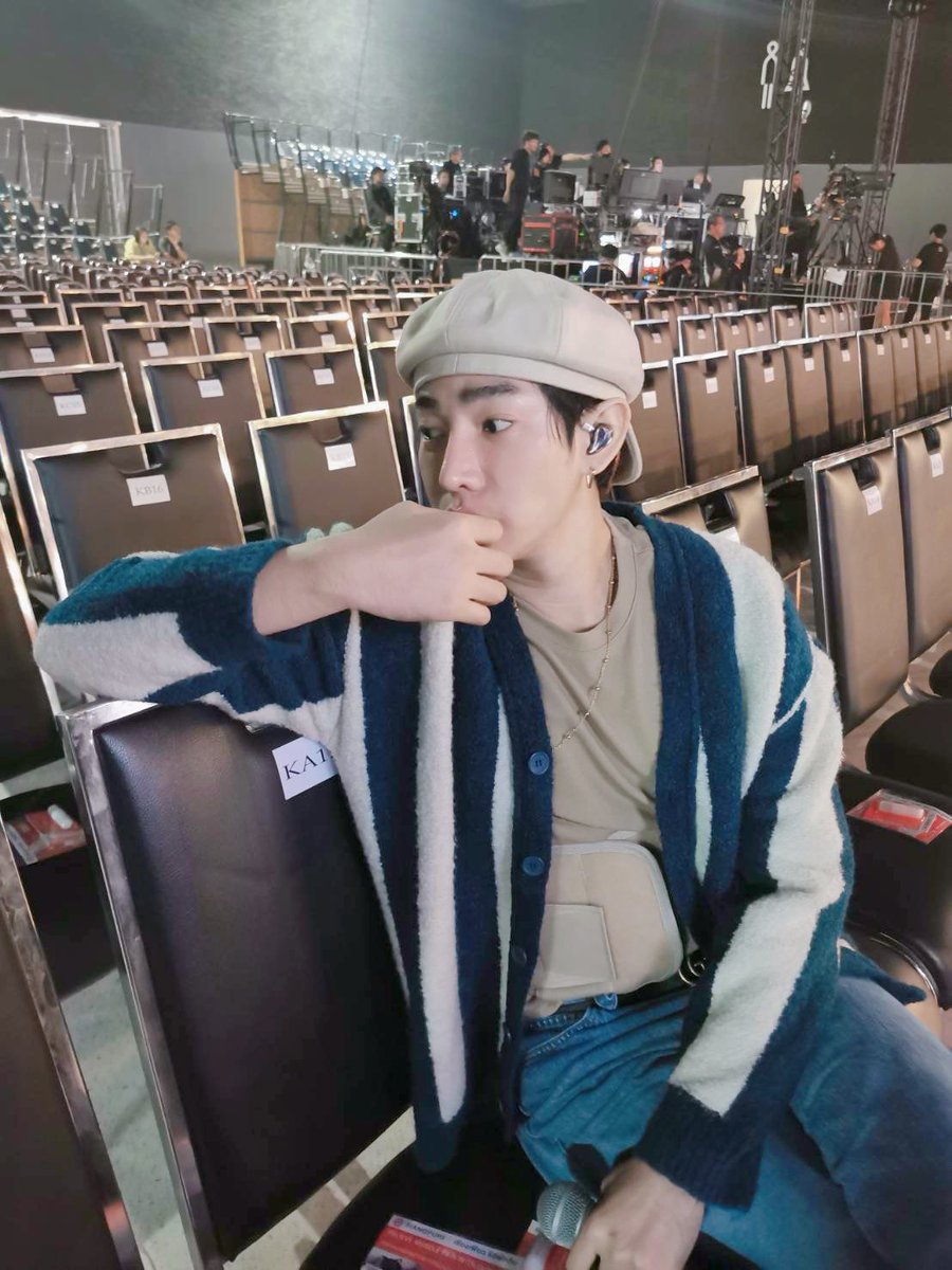 PeckPalitOfficial tweet media