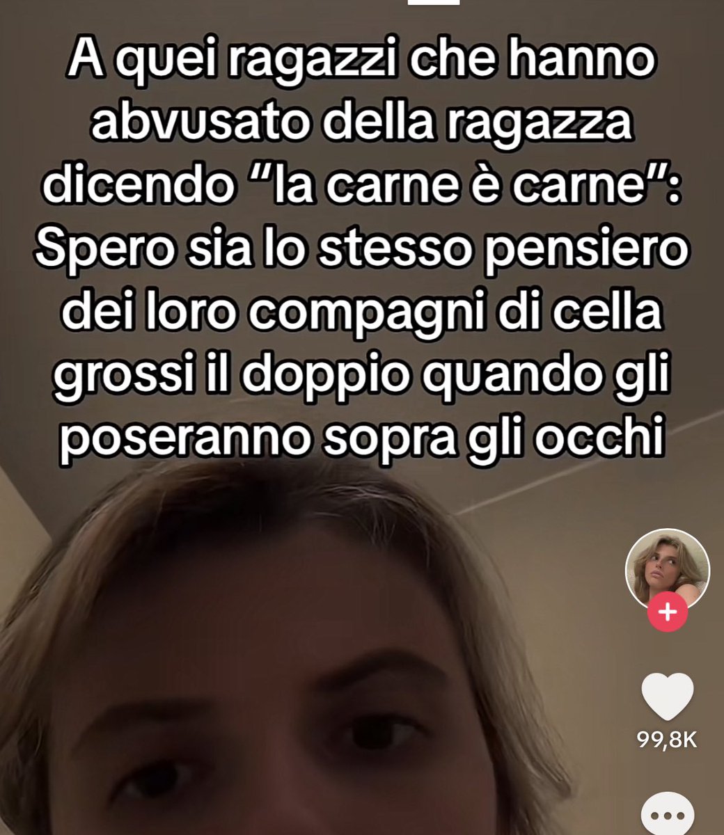 creestina tweet media