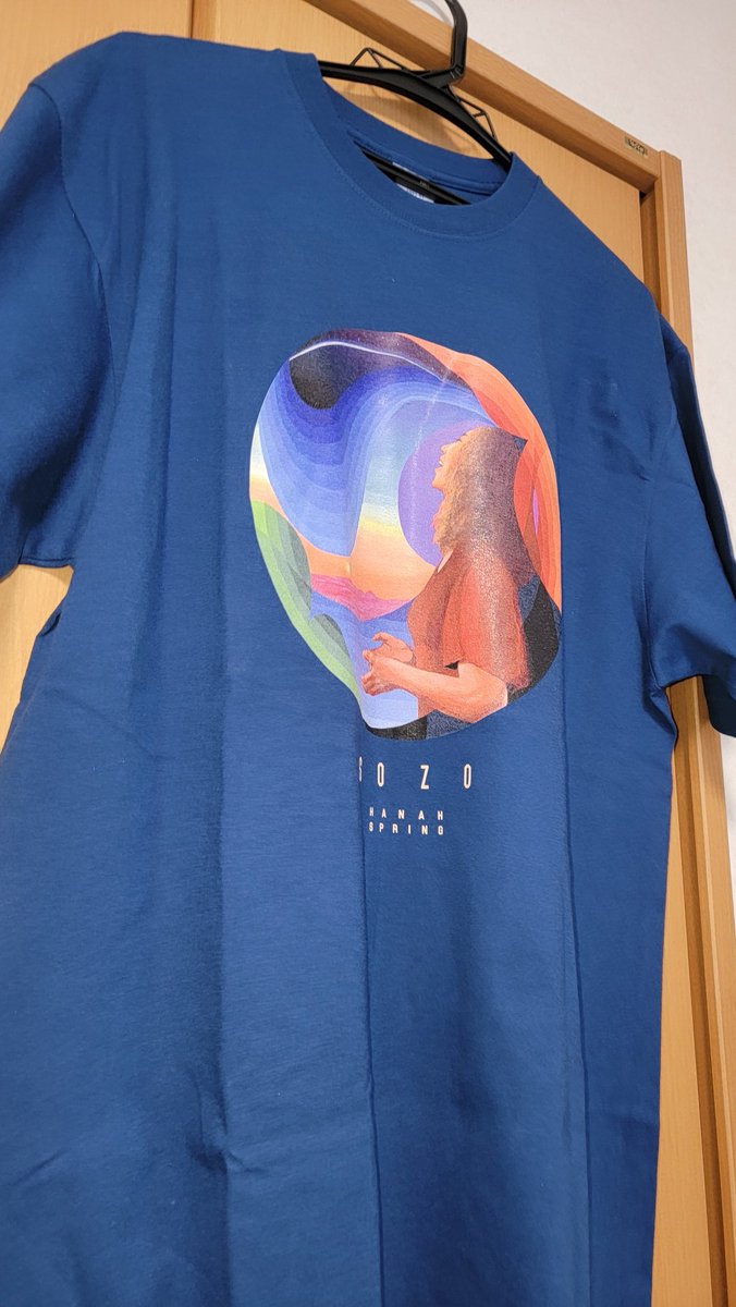 087STOREからHanah SpringちゃんTシャツ届いた。良い色、生地しっかり。
メッセージとギターピックも同封。
感謝！
直近9月のMIYAVIライブで拝顔できるかな？
#HanahSpring
#087STORE