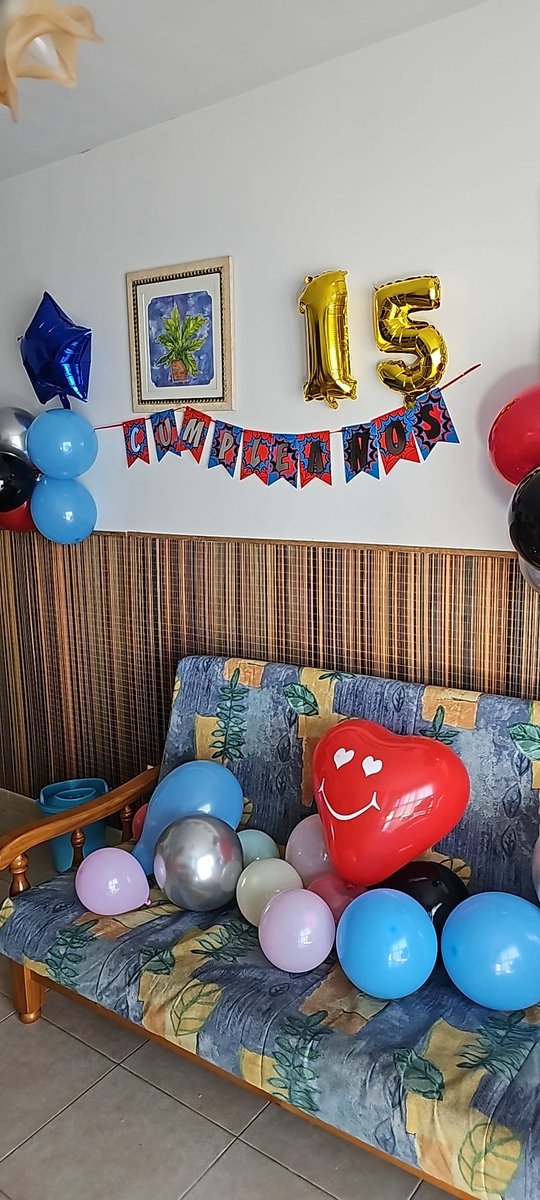 emiliobarredam's tweet image. Buenos días #PiñaDigital Hoy tenemos fiesta por todo lo grande.