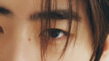 ؘ (@hourly_sh) on Twitter photo 