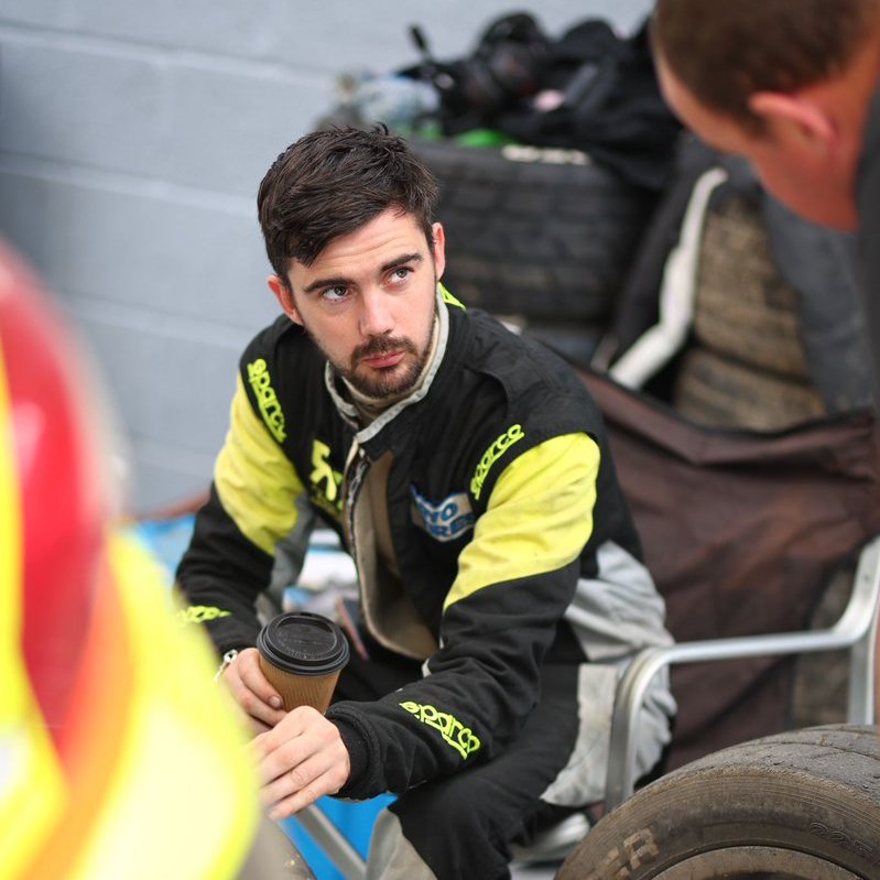 5NationsBRX's tweet image. Who do you think will win the Supercar Final today? 🏆

#5NationsBRX #PembreyCircuit