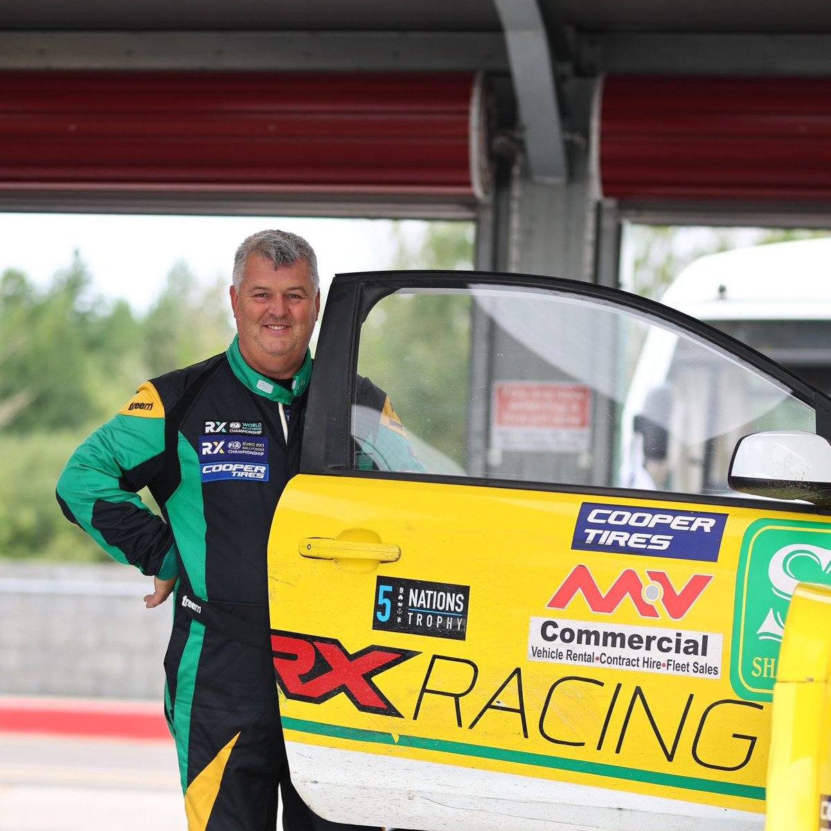 5NationsBRX's tweet image. Who do you think will win the Supercar Final today? 🏆

#5NationsBRX #PembreyCircuit