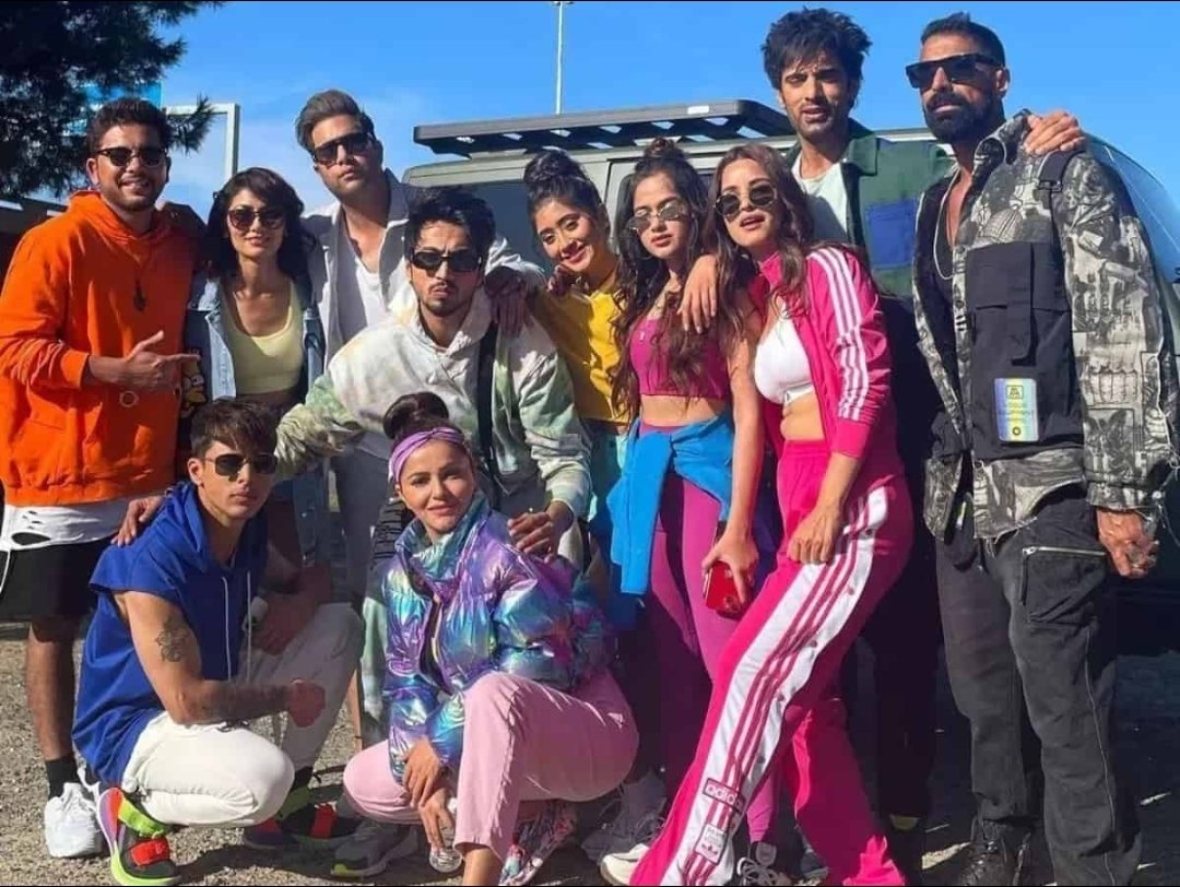 Best Season Of #KhatronKeKhiladi ❤️✨

KKK12 Contestants>>>>>

#JannatZubair #ShivangiJhoshi #FaisalShaikh #RubinaDilaik #PratikShejpal #RajivAdatia #SritiJha #FaiNat #ChetnaPandey #TusharKakaliya #NishantBhatt #KhatronKeKhiladi12 #KhatronKeKhiladi13