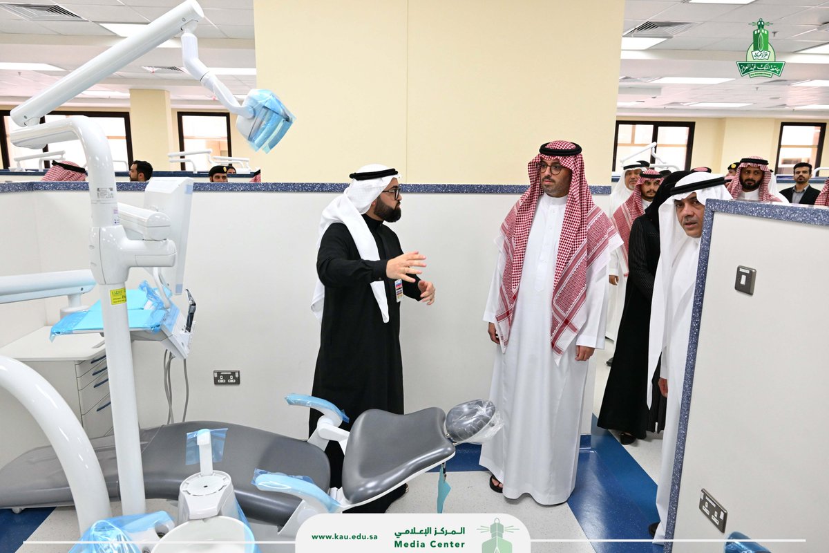 kauedu_sa's tweet photo. شملت:
-مشروع توسعة المستشفى الجامعي لطب الأسنان
-مشروع معامل علوم الأشعة بكلية العلوم الطبية التطبيقية
-مشروع توسعة مركز الملك فيصل للمؤتمرات https://t.co/c5Pu3oXlB8