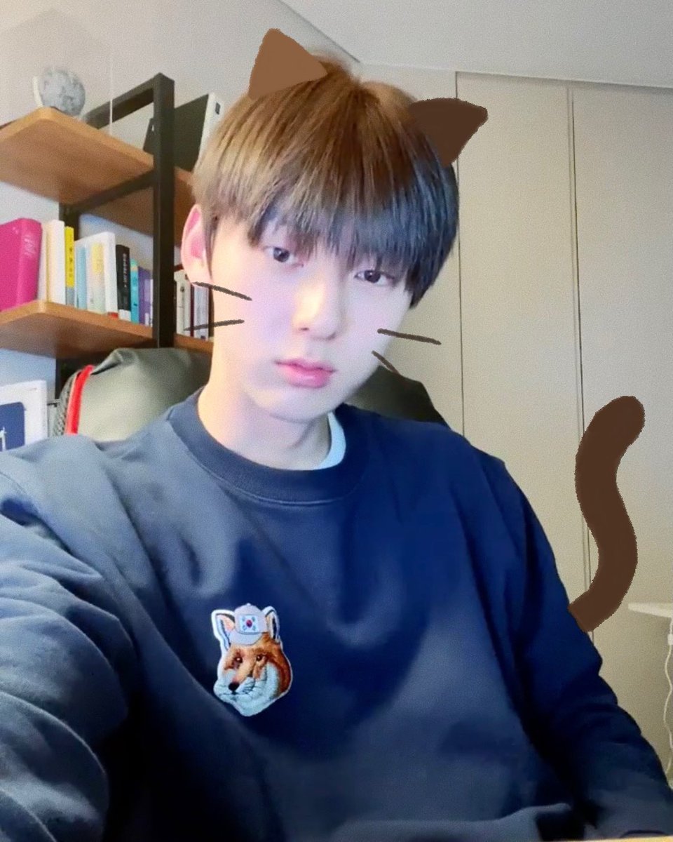 id_catmh89's tweet photo. 아기미냥 생일 축하해🥳
#황도의전부민현아_생일축하해
미냥아 귀여워요 기특해요 최고에요
#Happy_Hwangdoboss_Day https://t.co/k0jkhGPYoT