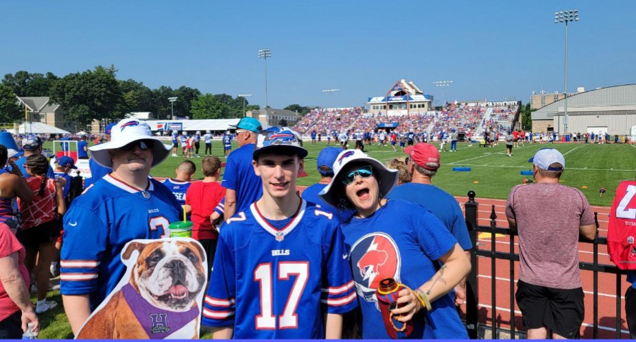AhandSmith's tweet photo. Spike enjoying Bills training camp last week! Joy @HamburgCSD #UPES https://t.co/yMyucmSWOR