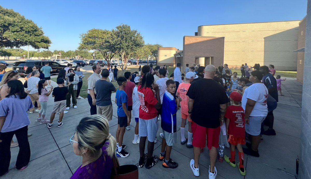 DMS Viking Band tweet media