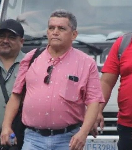 GustavoSantiz28's tweet photo. Sin este hijueputa,
La educación da un giro de 180 grados. https://t.co/EHcv3wOMQz