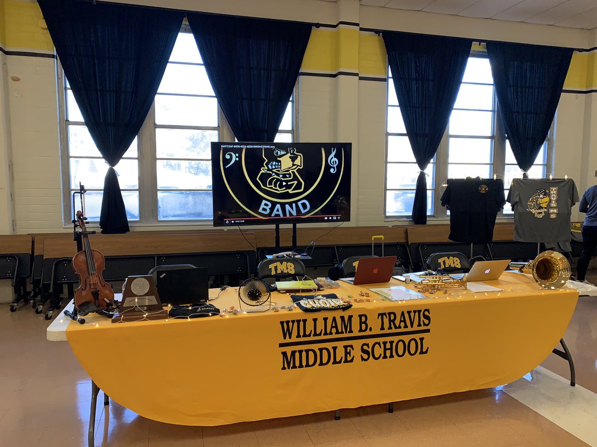 Travis Terrier Band tweet media