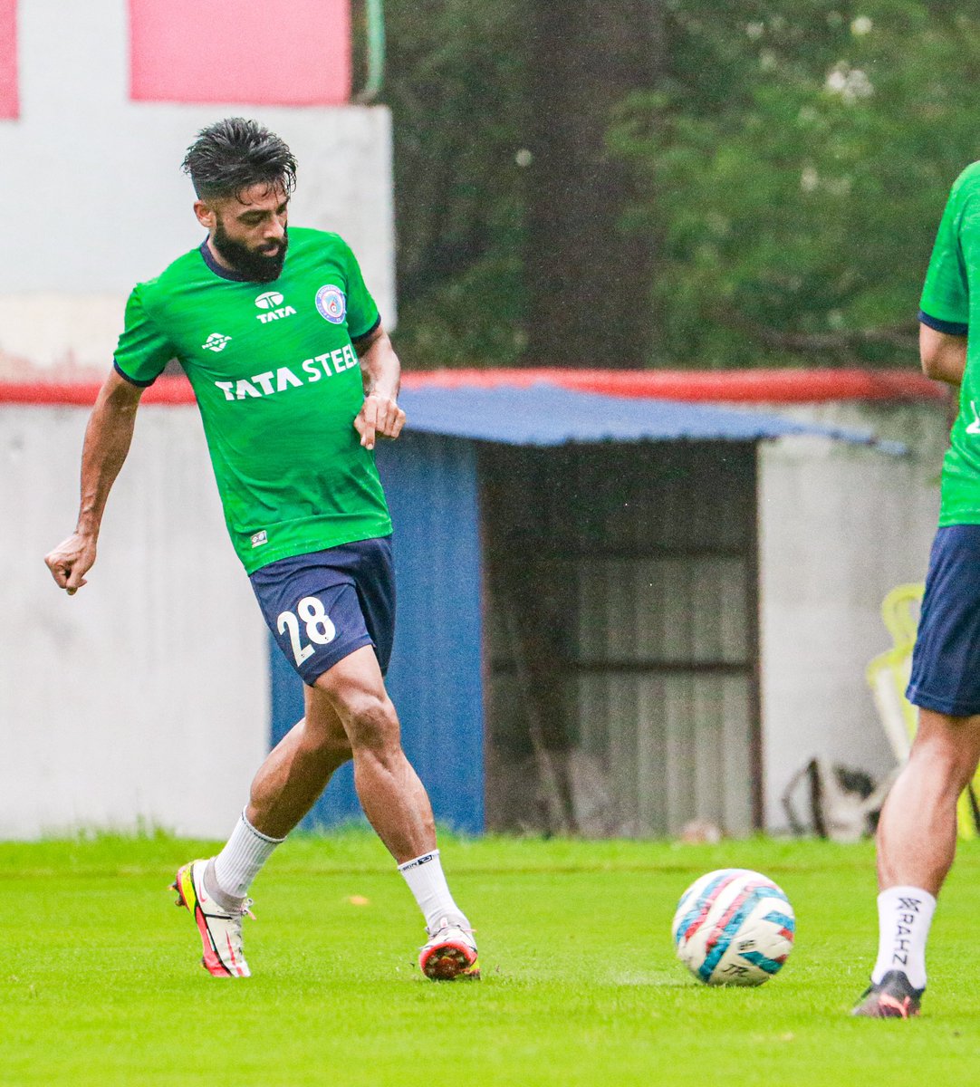 First day back at work😀⚽️❤️ @jamshedpurfc 

#jamkekhelo #preseason #keepgoing #indiansuperleague #wmk #GS28