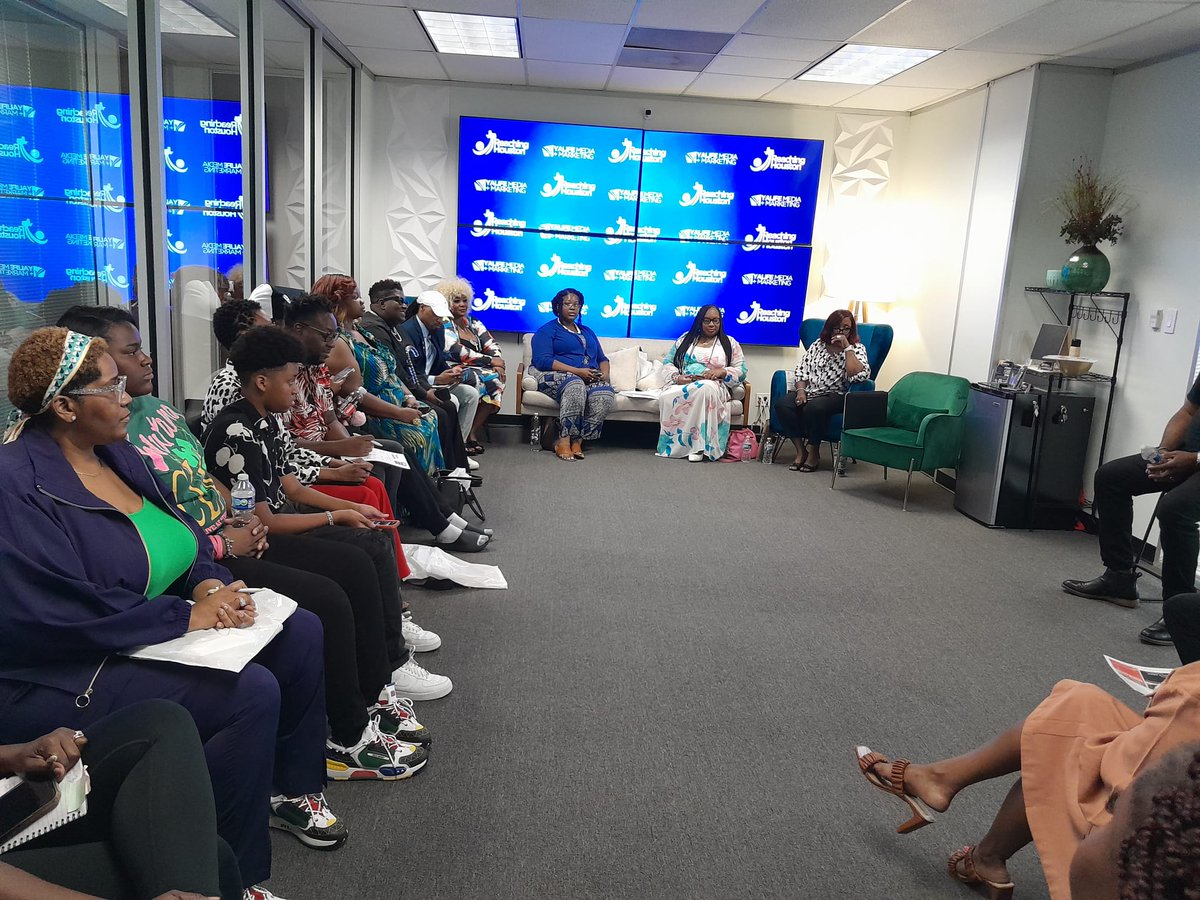 diel_pi's tweet photo. Fostering Growth and Synergy: YaLifeMedia + Marketing's Think Tank Brunch

YaLifeMarketing + Marketing hosted a transformative event on Saturday, August 5th, bringing together small business owners and entrepreneurs for the Think Tank Brunch. 

@DPIUSALLC https://t.co/9YU0Sr50Zw