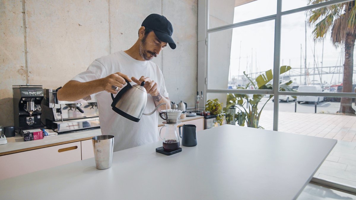 CoffeeCuration's tweet photo. How To Build A Specialty Coffee Brand: A Story of Three Marks Coffee in Barcelona: Learn what it takes to build a speciality coffee brand in a city like Barcelona. We talked to all 3 founders (Marc Aguyé, Marco De Rebotti &amp; Marco Paccagnella) and the… https://t.co/vRtivdzNfH https://t.co/OcOZYp2bnY