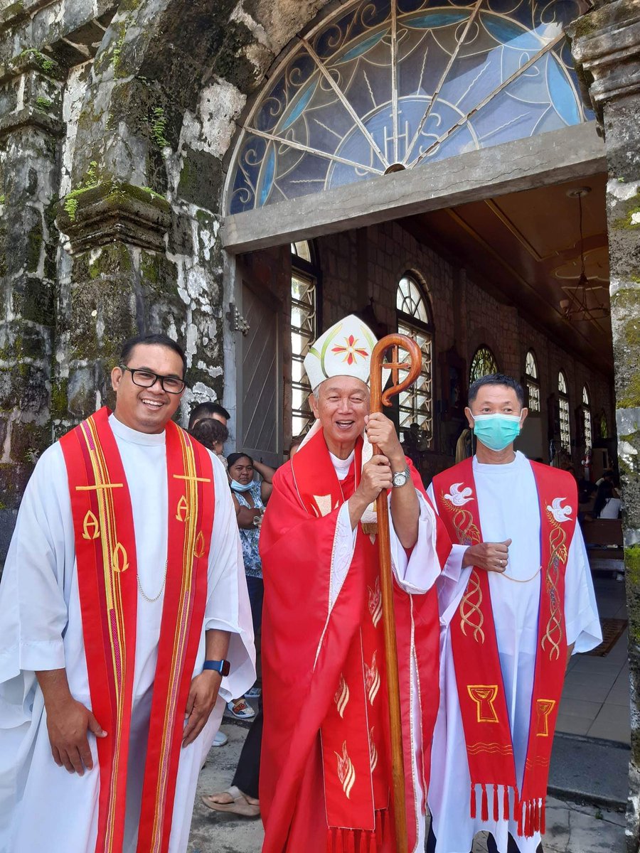 neosaicon's tweet photo. I joined Bishop Pabillo and Fr Ric Uy in last Sunday’s Confirmation mass. We had about 170 confirmands. But bishop also confirmed those in the destinos. https://t.co/m5XkKcmGxf