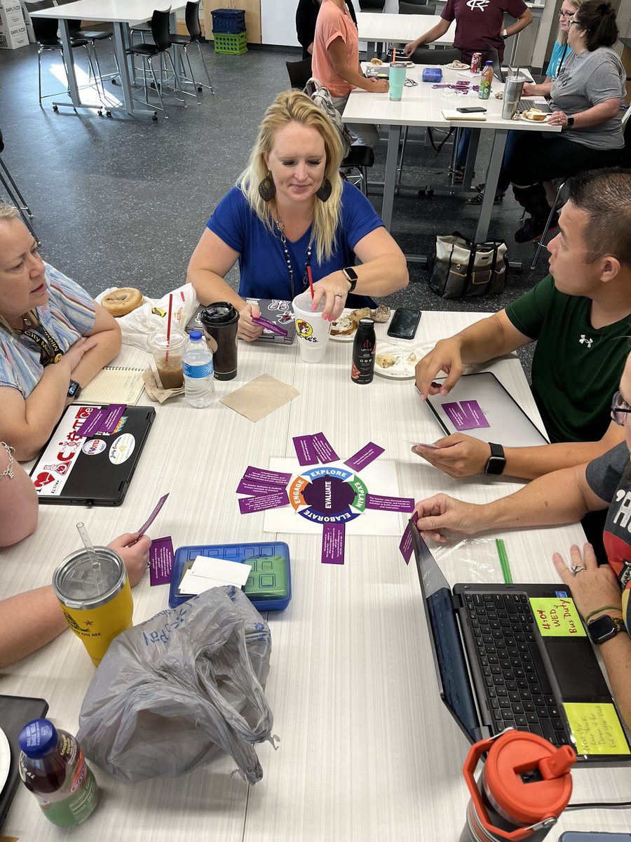 Laura Lee McLeod tweet media