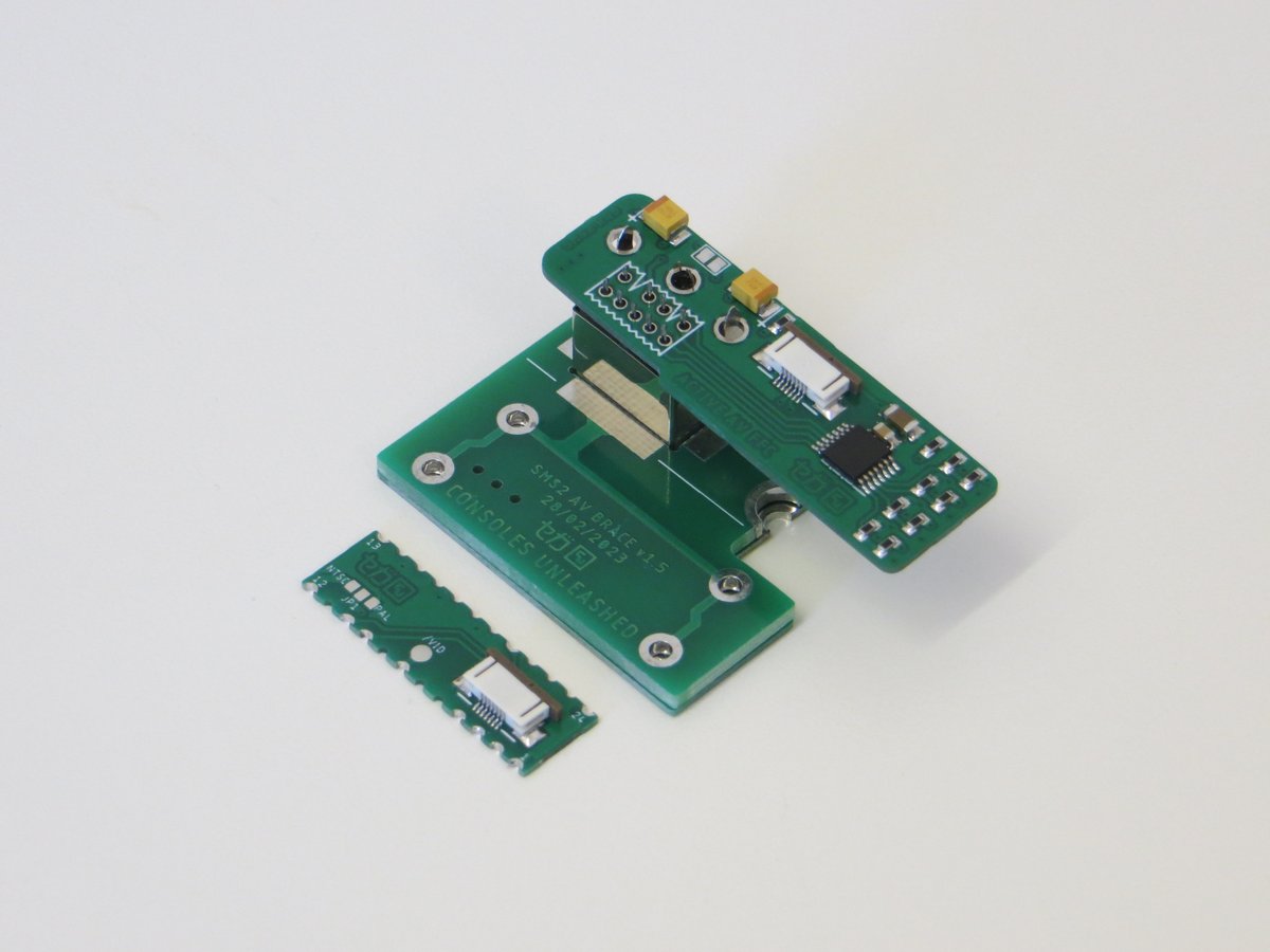 ConsoleMods's tweet photo. My 62nd mod release is here. Sega Master System 2 RGB Video Bypass Amp Quick Solder Mod Kit. As far as I can tell, this is the first active no wire mod for SMS2. It's a work of art that I put so much passion & time into. CXA done, Fujitsu QSB adapter will follow. #SmallMakers https://t.co/NtiEEMbWrO