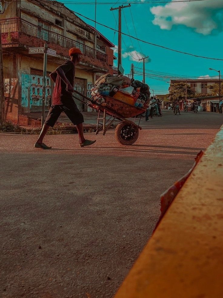 Faça seu corre na calada meu parceiro.
o resultado a gente só mostra depois