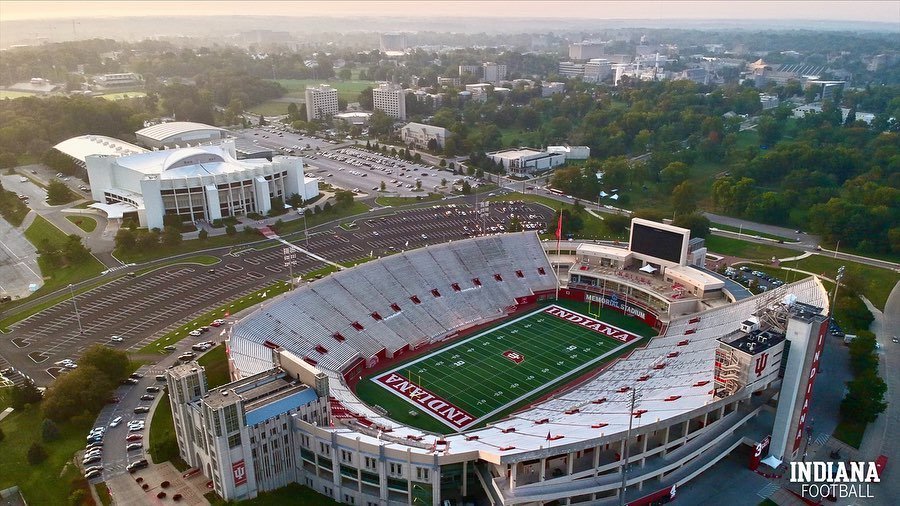 TheMopLady's tweet image. Fall is coming.