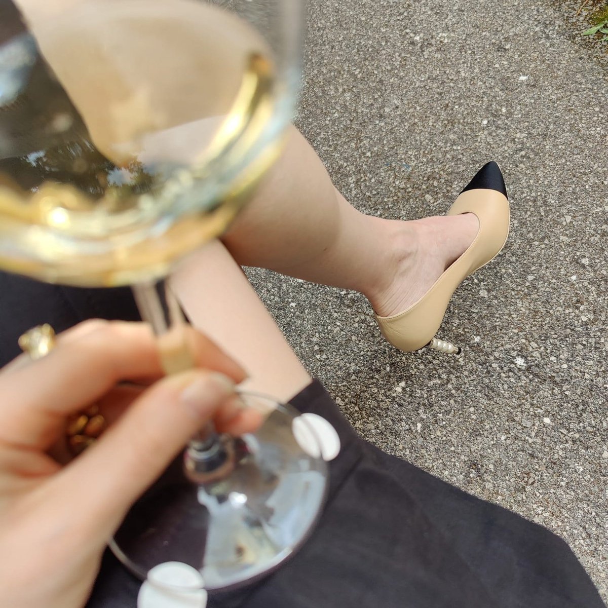 VickyFeet98's tweet photo. Who wanna drink a glass with me? 🥂
#feet #feetfinder #feetfethish #feet_lover #feetcontent #feetpicsforsales #feetpic #feetseller #only4feet #barbiegirl #hot
#feet_pic #hot_girl #hotfeet #sexy #myfeet #onlyfan #onlyfansgirl #onlyfans_girl https://t.co/NqQ6L3UzGD