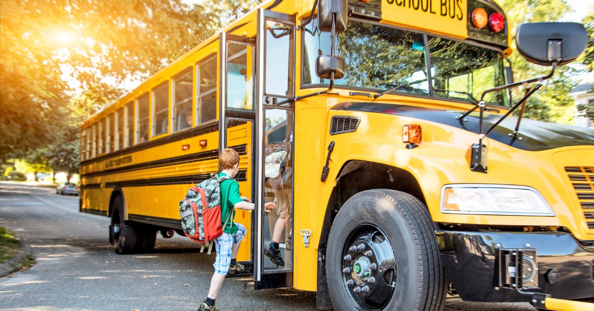 Students from <a href="/CFBISD/">Carrollton-Farmers Branch ISD</a>, <a href="/LewisvilleISD/">Lewisville ISD</a>, &amp; <a href="/dallasschools/">Dallas ISD</a> are gearing up to head back to school this week.  Be a responsible driver:
🚸 Slow down 
📵 No handheld devices in school zones 
🛑 Follow crossing guards 
🚌 Stop for school buses with active signs