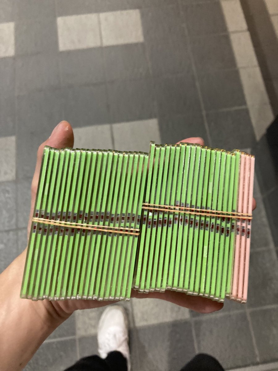 Maru_3354's tweet photo. かどおわ❗️

一日お疲れ様です。6.5号機初万枚

投資6000円回収　500枚残しの193,000円（＾ω＾）

バイオre2初打ち初万枚勘弁なデキレです。 https://t.co/tqdKcj3DdO