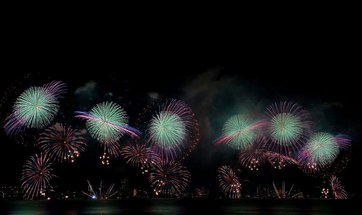 ssk_mj's tweet photo. 琵琶湖花火大会🎆 https://t.co/yek79KFWKl