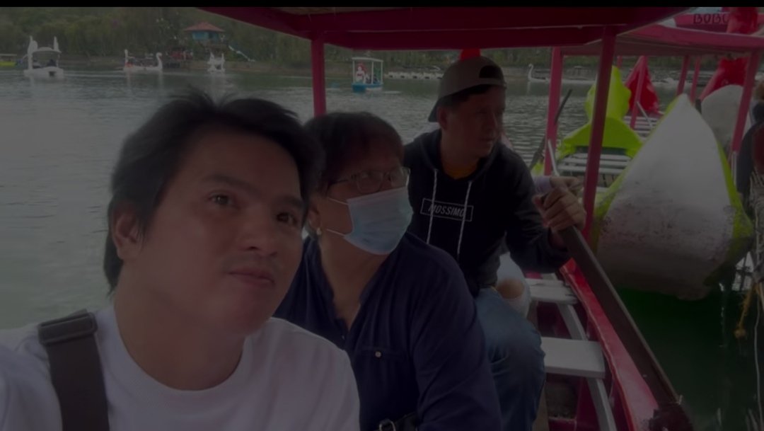 Whatever you are, be a good one. 

CONGRATS MYGZ MOLINO

#MygzGoldenEagleAwards